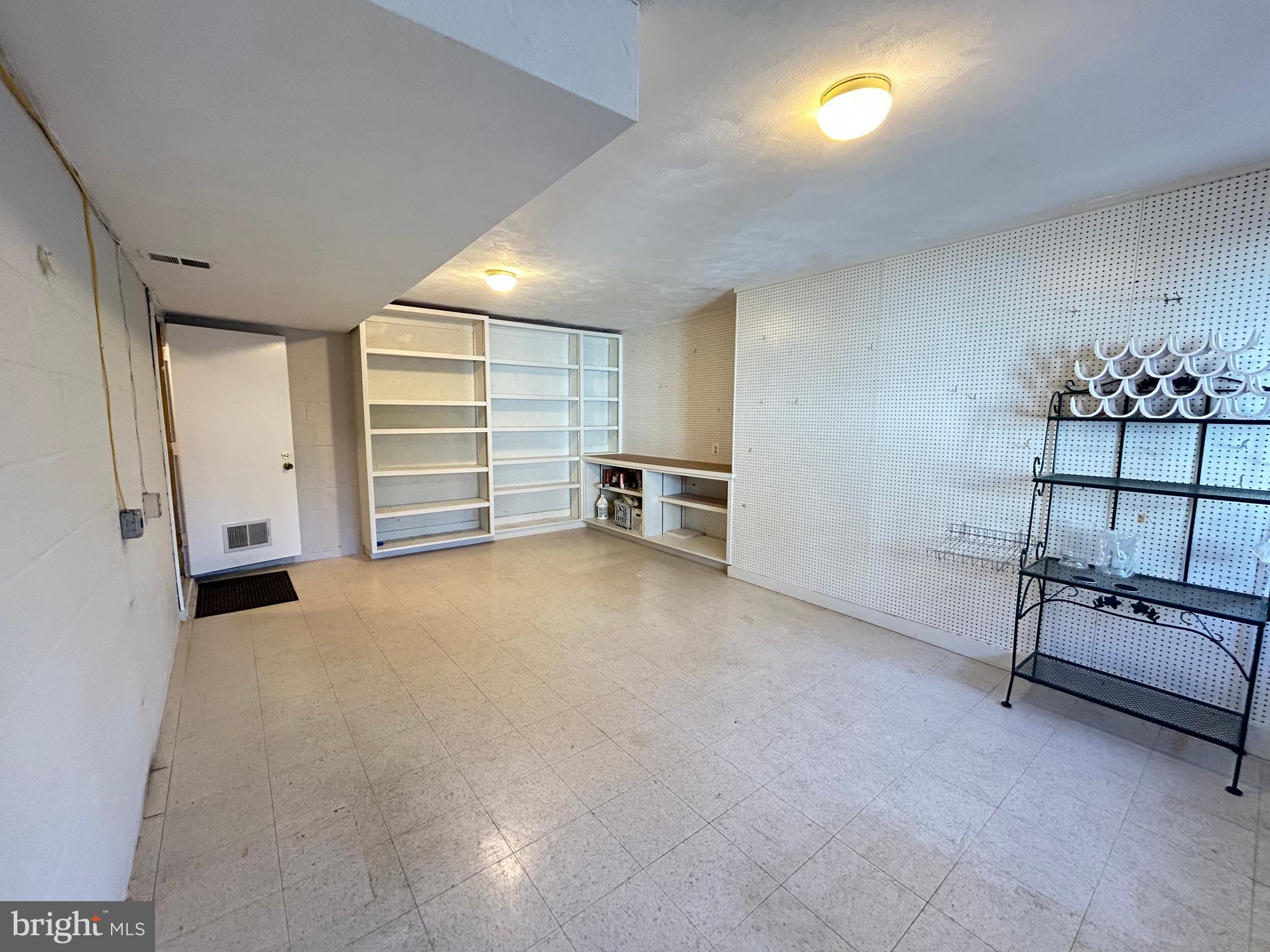 OLD GEORGETOWN ESTATES - Residential Lease