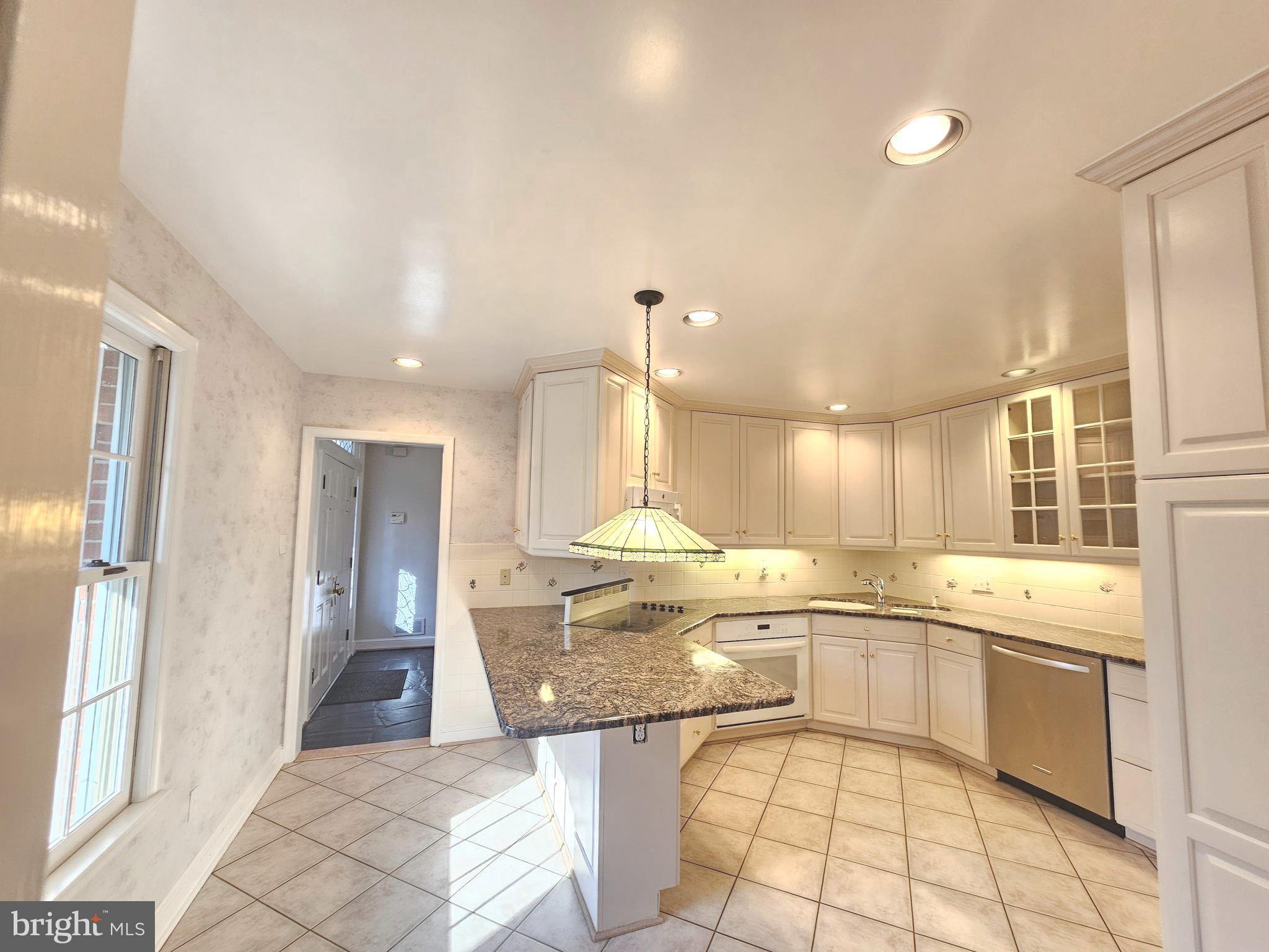 OLD GEORGETOWN ESTATES - Residential Lease