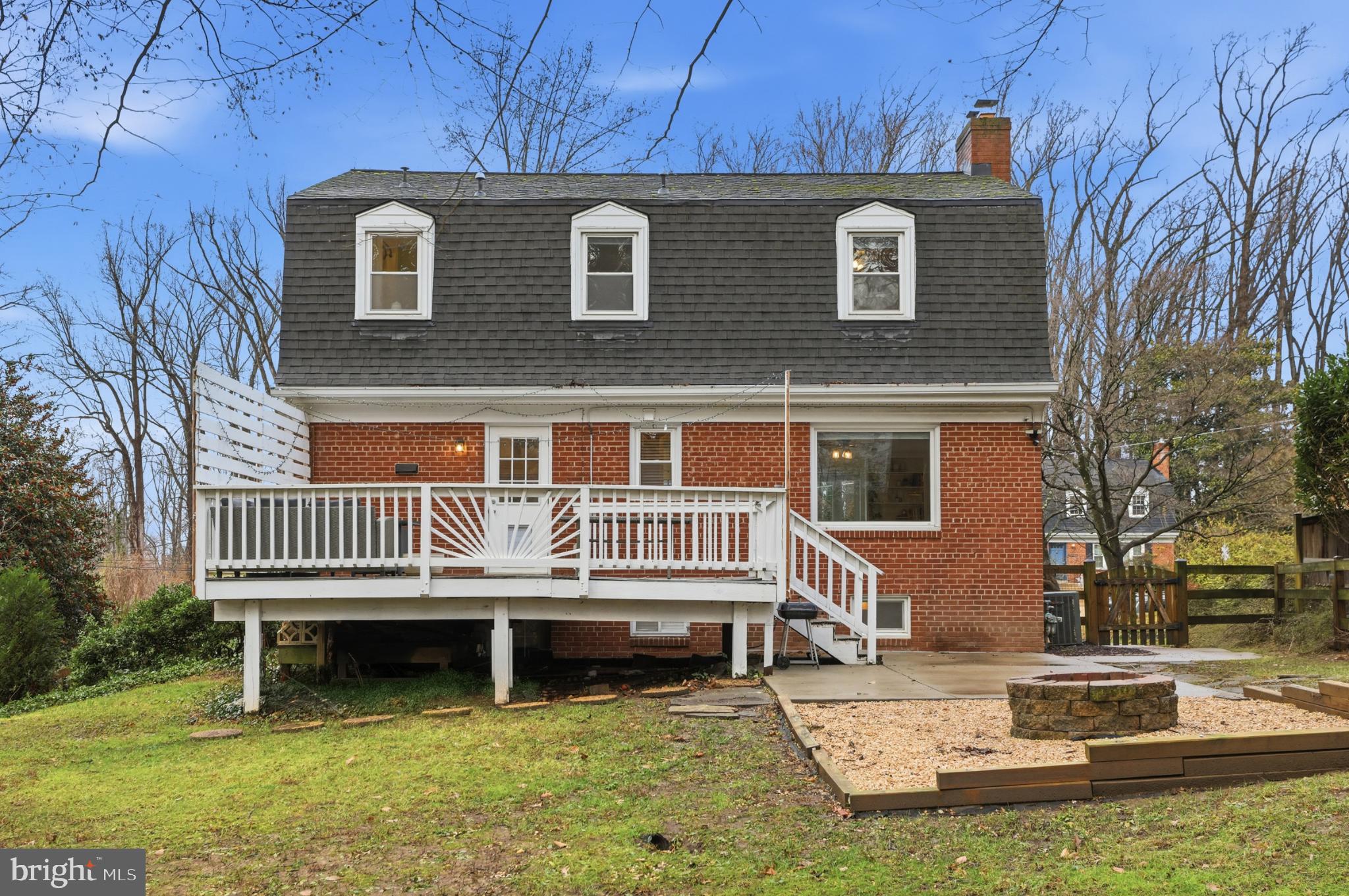 BARCROFT HILLS - Residential