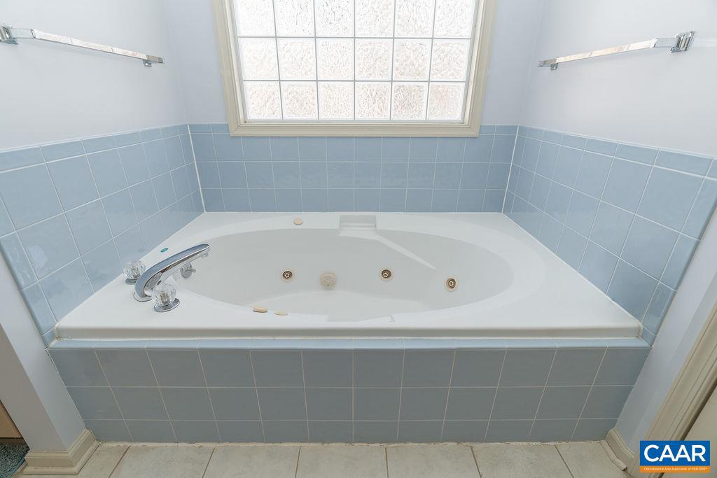 VALMONT ESTATES - Residential