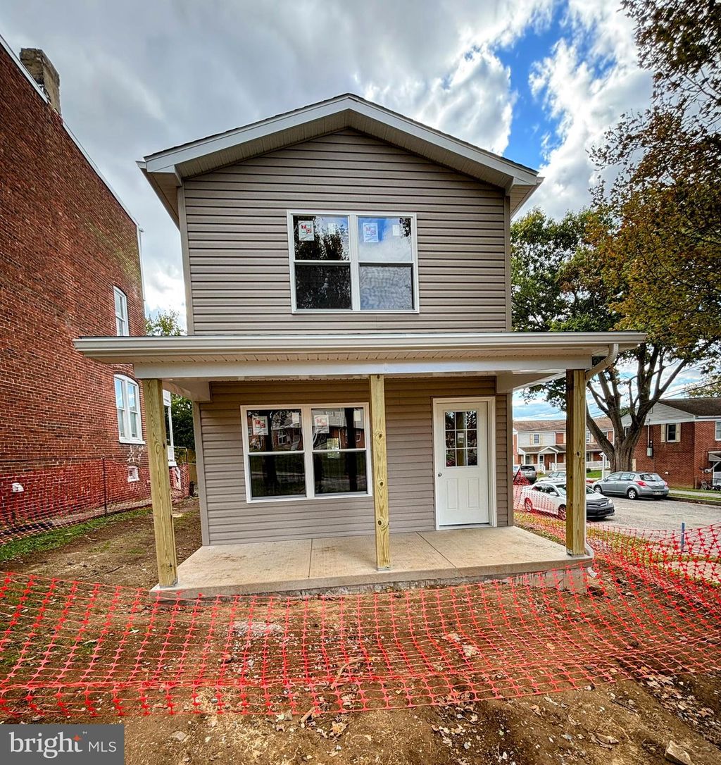 Photo of 536 N Beaver St, YORK, PA 17401 (MLS # PAYK2088466)