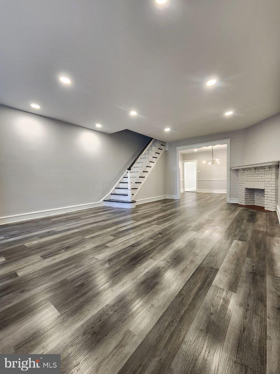 PHILADELPHIA - Residential