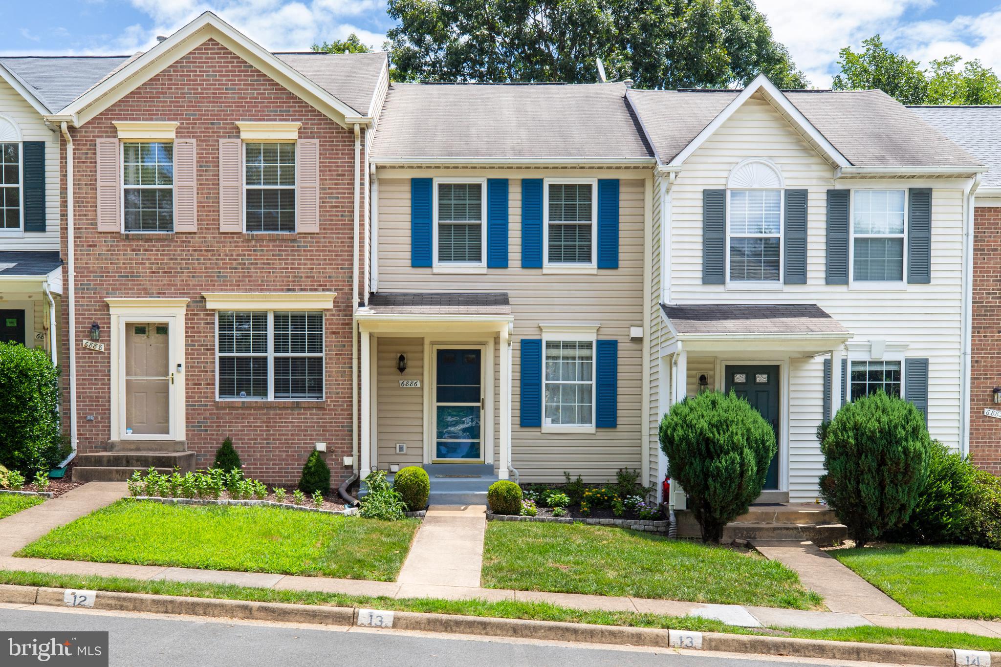 Beautifully updated 2BR/3BA townhouse featuring new carpet, hardwood floors, and fully renovated bathrooms. Bright kitchen with new stainless steel dishwasher, spacious living room opens to deck with wooded views. Upstairs offers two generously sized bedrooms with ample closet space and two updated full baths.
Finished walkout basement with rec room, fireplace, and updated full bath. Separate laundry area and plenty of storage throughout. Two assigned parking spaces. Close to community pool and guest parking.