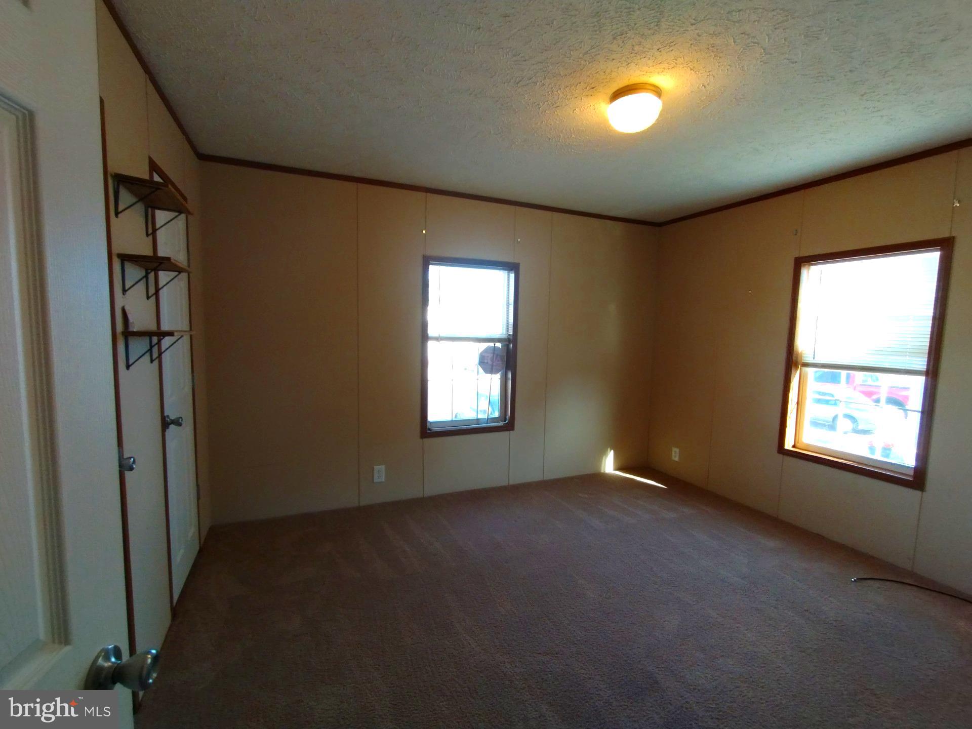 MARINERS COVE - Residential