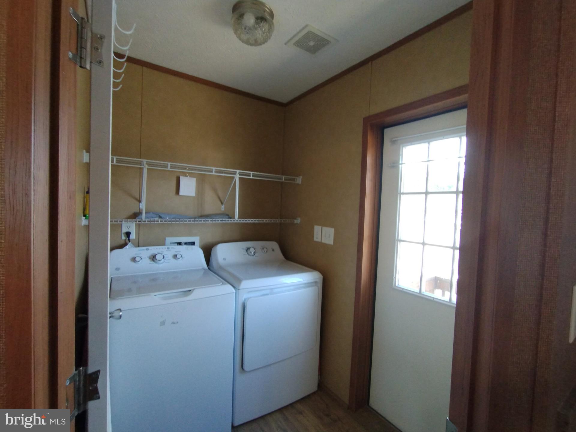 MARINERS COVE - Residential