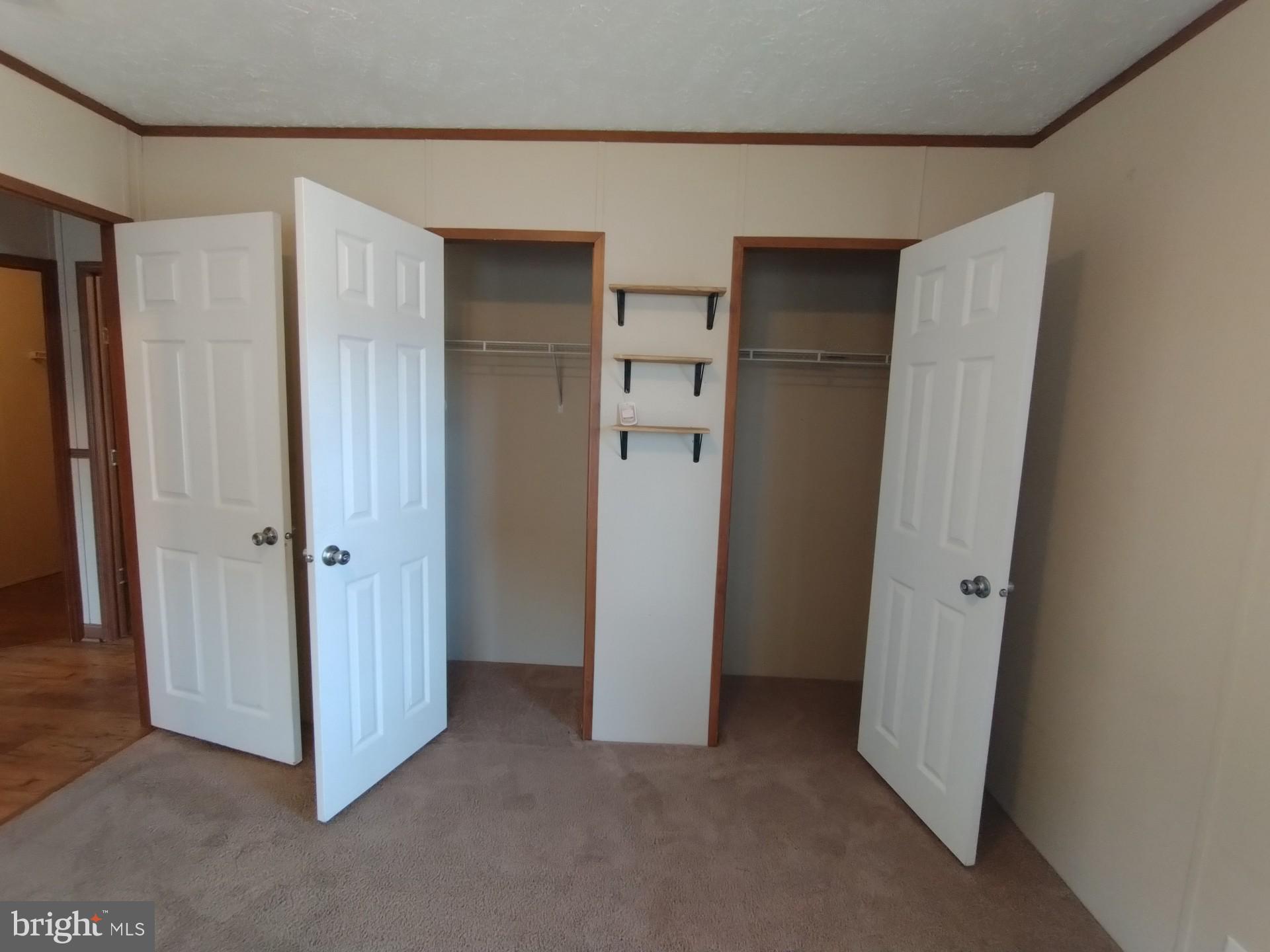 MARINERS COVE - Residential