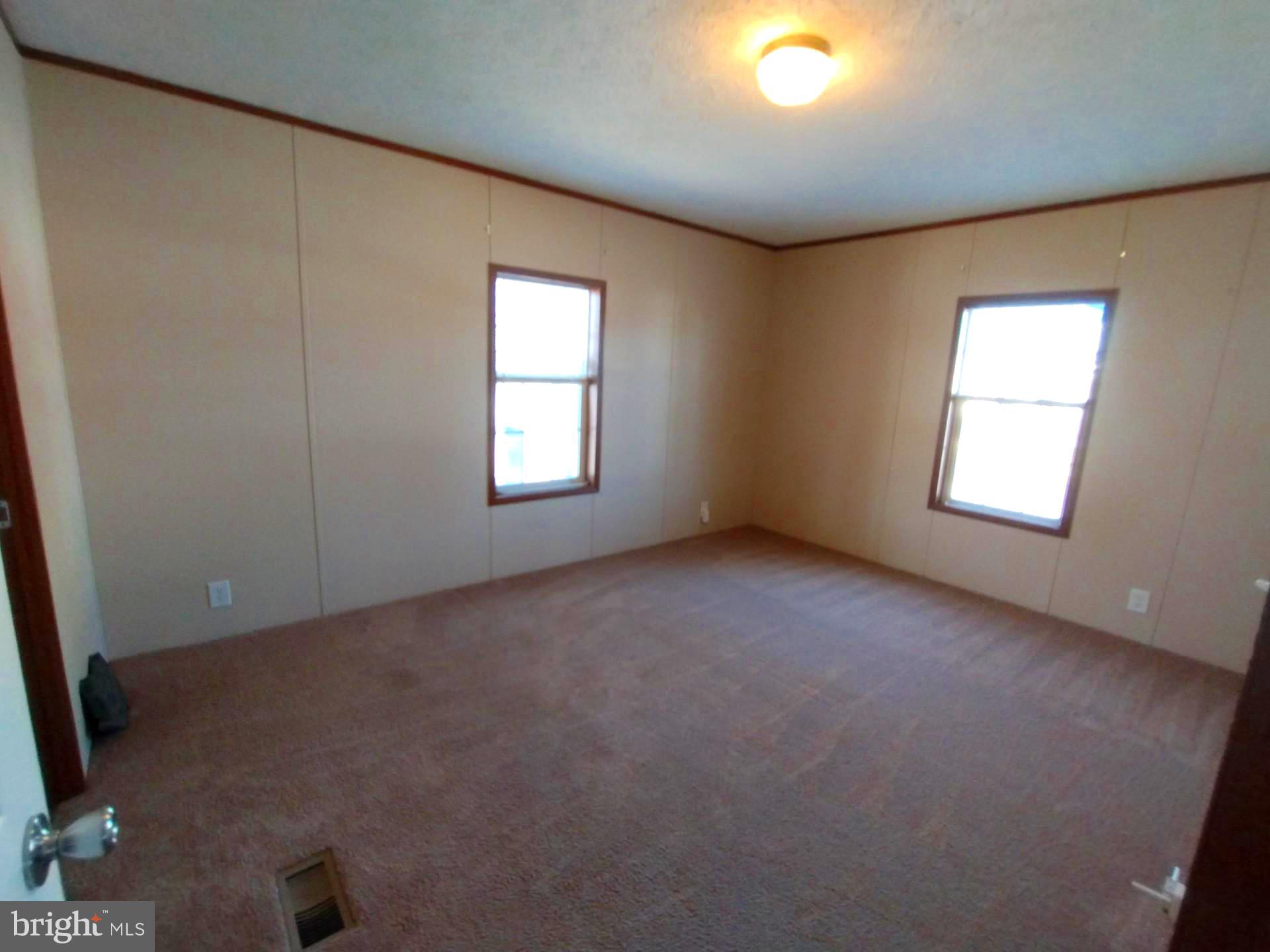 MARINERS COVE - Residential