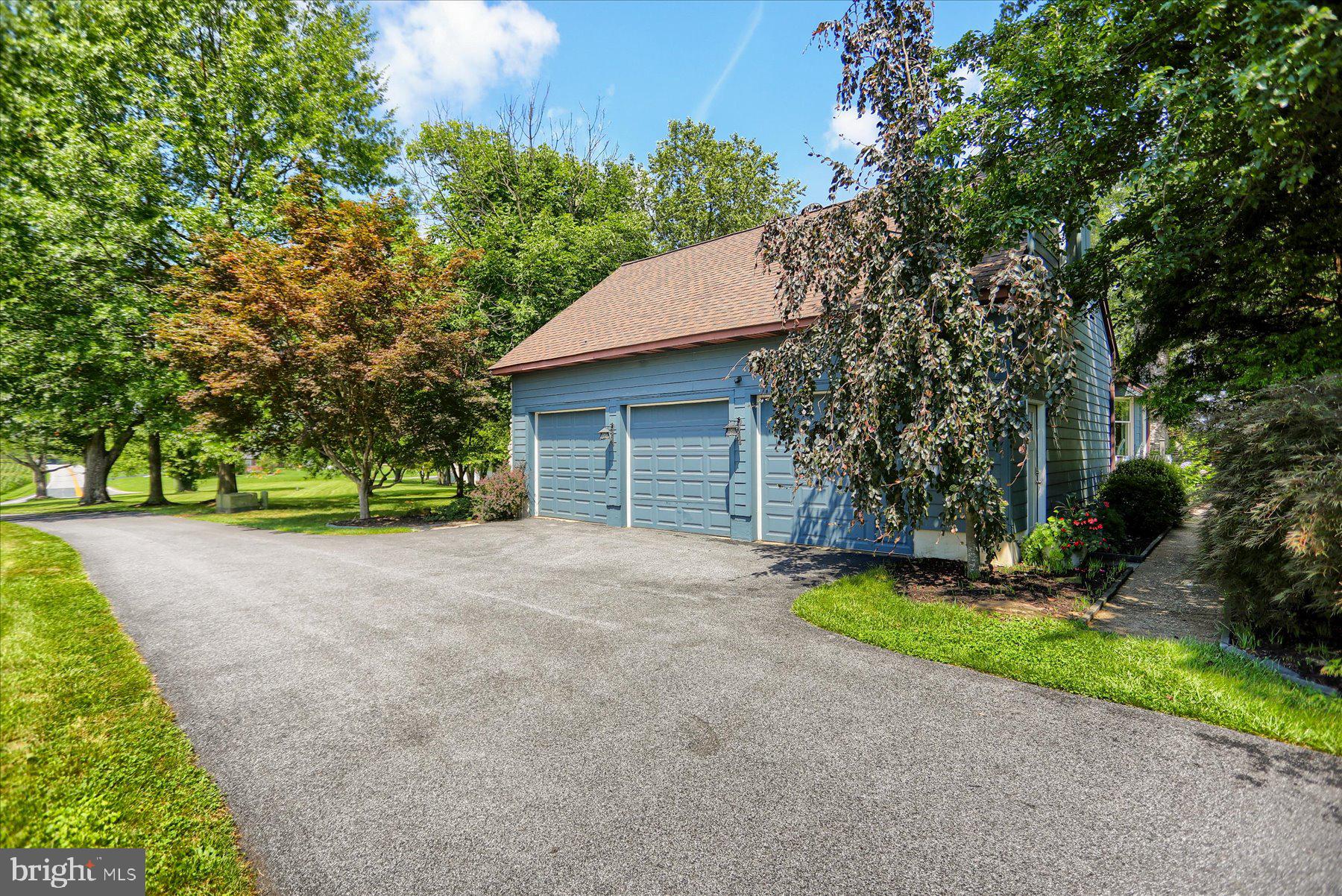 3049 NICODEMUS ROAD
