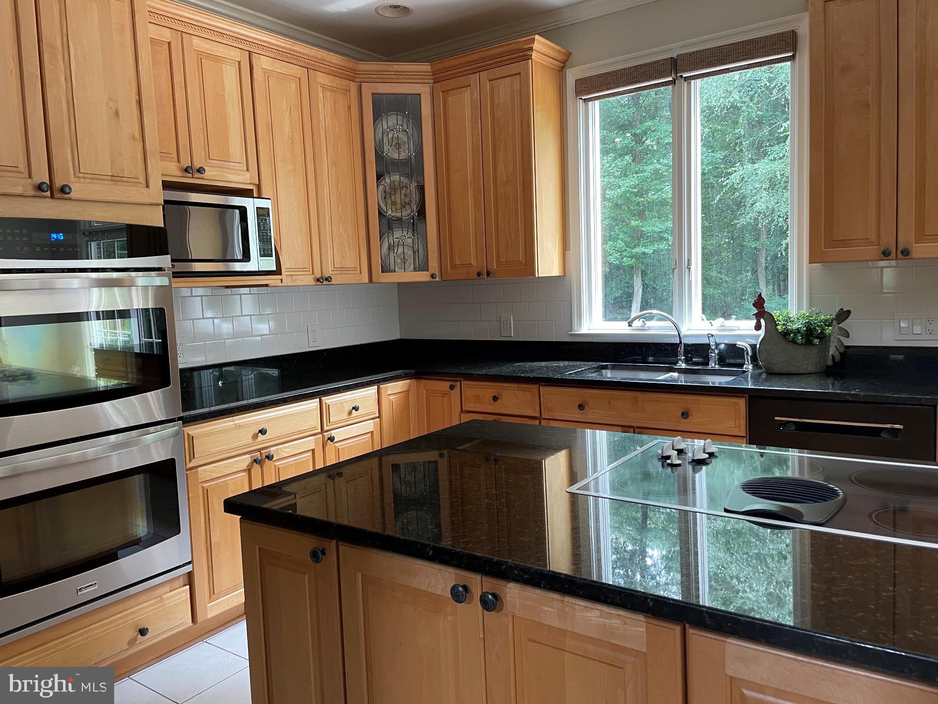 REGULARS - Residential