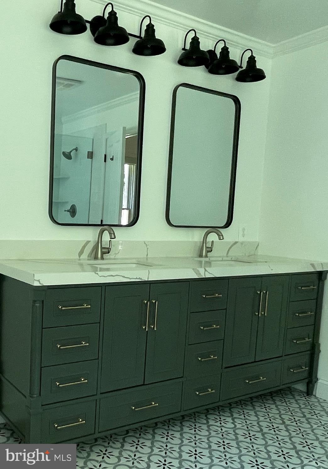 REGULARS - Residential