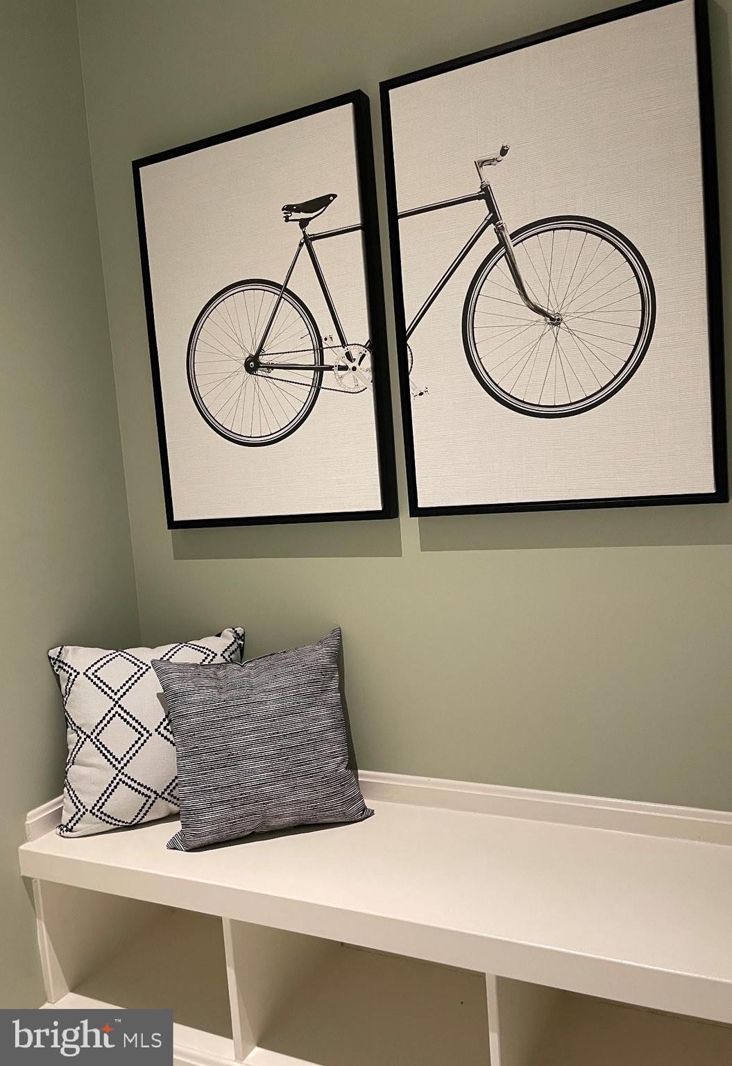 REGULARS - Residential