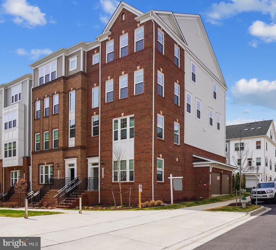 Don't miss out on this rare upper level  gorgeous, move-in-ready 3 bedroom/ 2 ½ bath townhouse/condo in the newly developed Clarksburg Town Center.  Walking distance to a newly planned public library (planning approved) and the much anticipated Town Center (build out set to begin early 2024). This 3 year young home provides a spacious open concept main living area; the perfect space to entertain guests or unwind after a long day.  The afternoon sun and elevated views of the area will absolutely WOW you!  The kitchen will delight even the most gourmet cooks featuring gas burners, stainless steel appliances, and a spacious island with barstool seating. Journey upstairs to one of the three bedrooms.  The large primary bedroom includes a beautiful ensuite with double sinks and a bench seat shower. The walk-in closet is the perfect size for all your clothes, shoes, and accessories.  The two additional bedrooms are generously sized with large closets. Also upstairs is a large washer/dryer.  Never again will you need to walk up and down the steps to do your laundry. Finally, take advantage of the additional unique space found on this level; perfect for an office, reading nook, gaming, or workout area. 

If you ever decide to leave the comforts of home… you will enjoy the many amenities that Clarksburg Town Center has to offer including a community clubhouse, pool, workout room, lake, picnic area, playground, and walking/jogging trails. You are also just minutes away from the Clarksburg outlets, restaurants, and 270. 

Don’t miss out on this beautiful neighborhood!