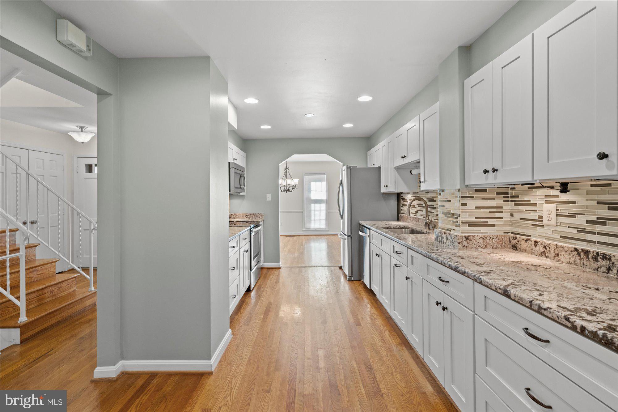 WESTMORELAND SQUARE - Residential