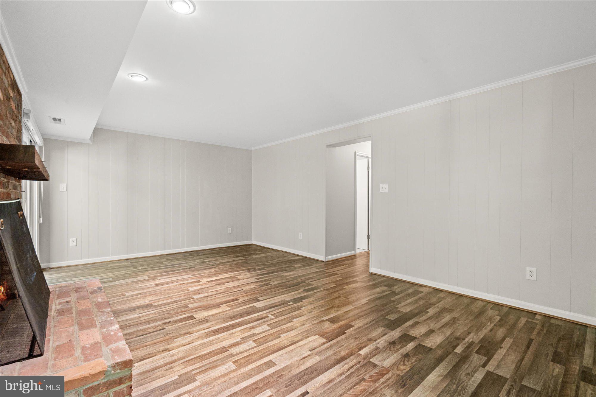 WESTMORELAND SQUARE - Residential