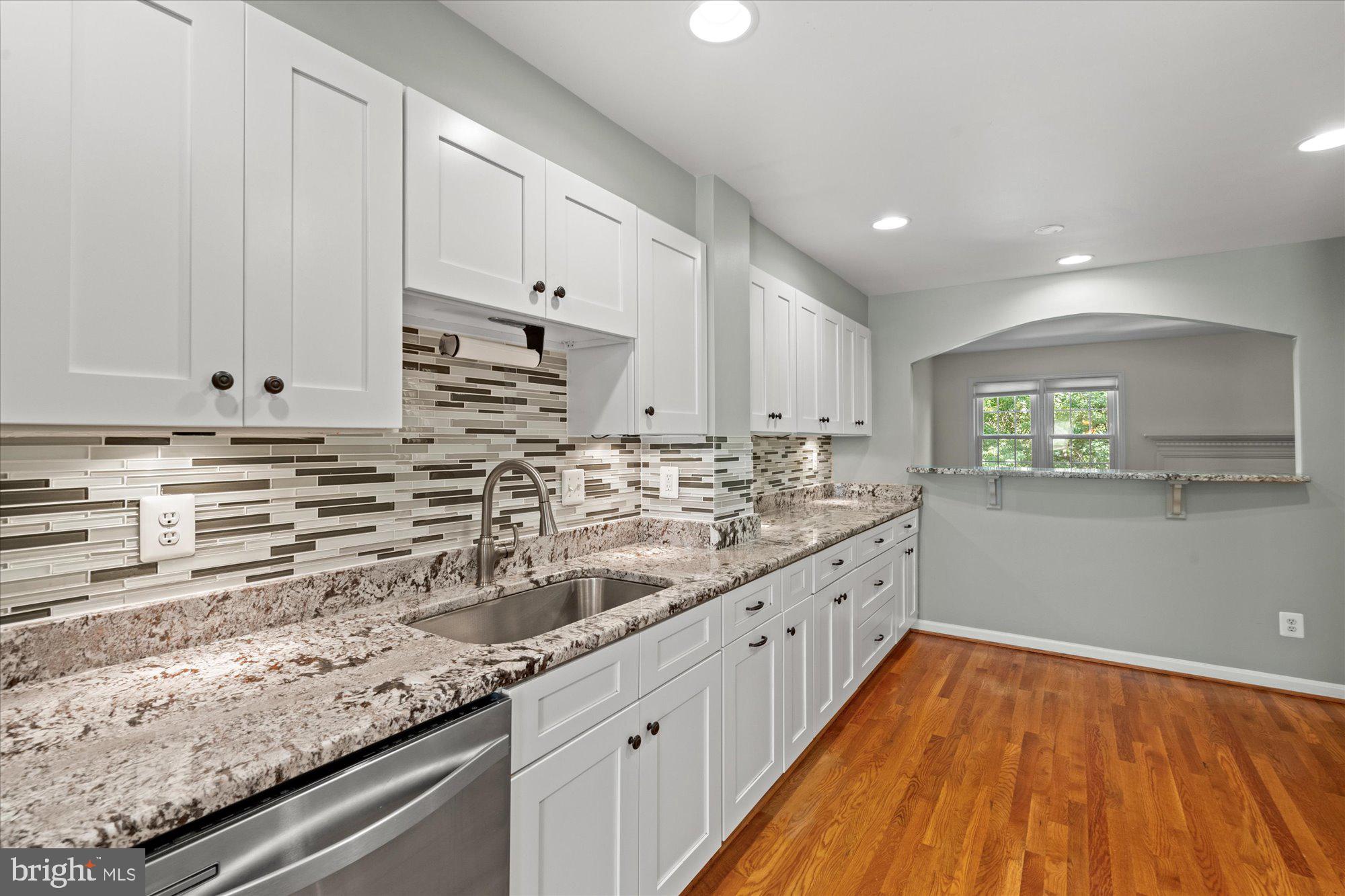 WESTMORELAND SQUARE - Residential