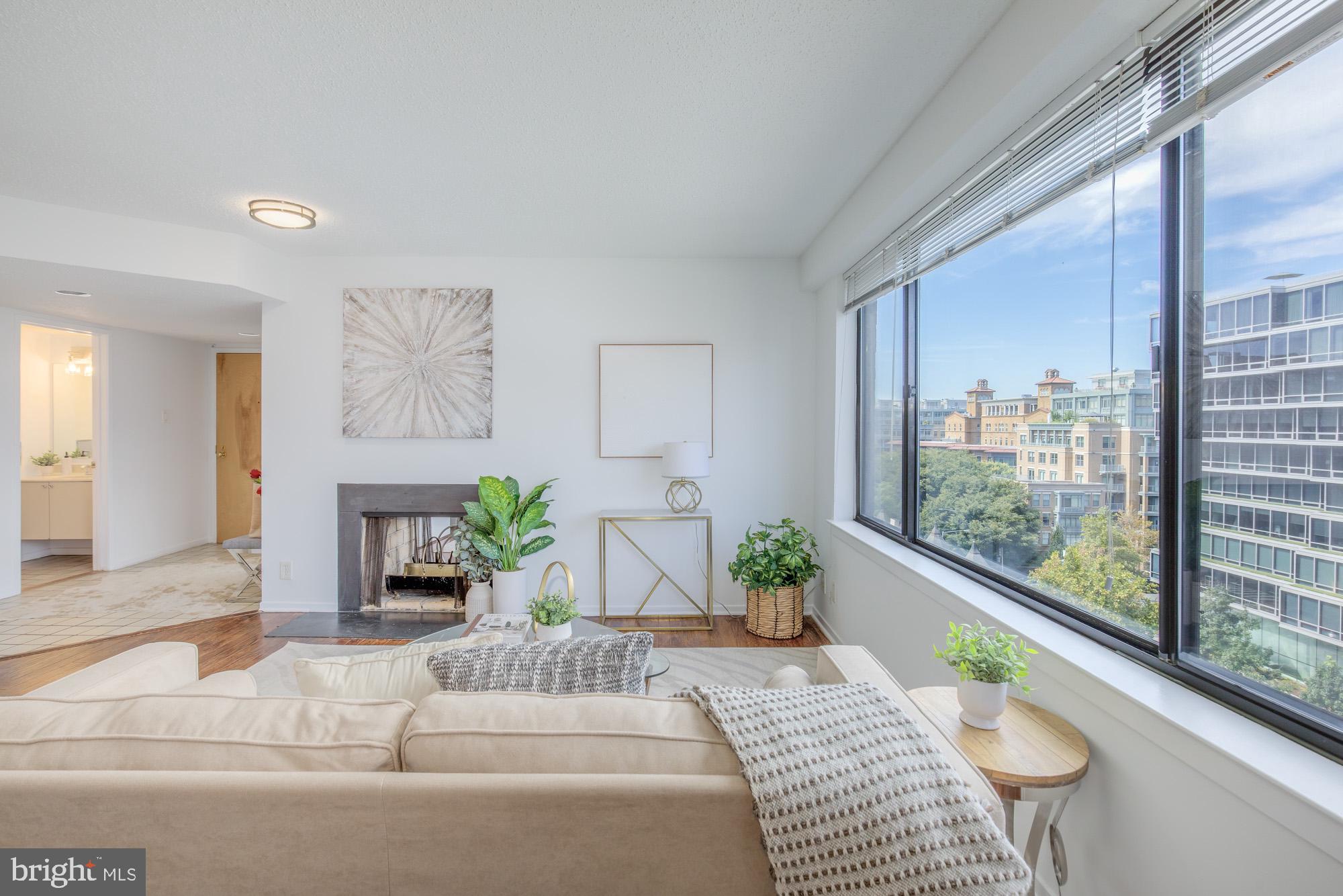 3 WASHINGTON CIRCLE NW 804