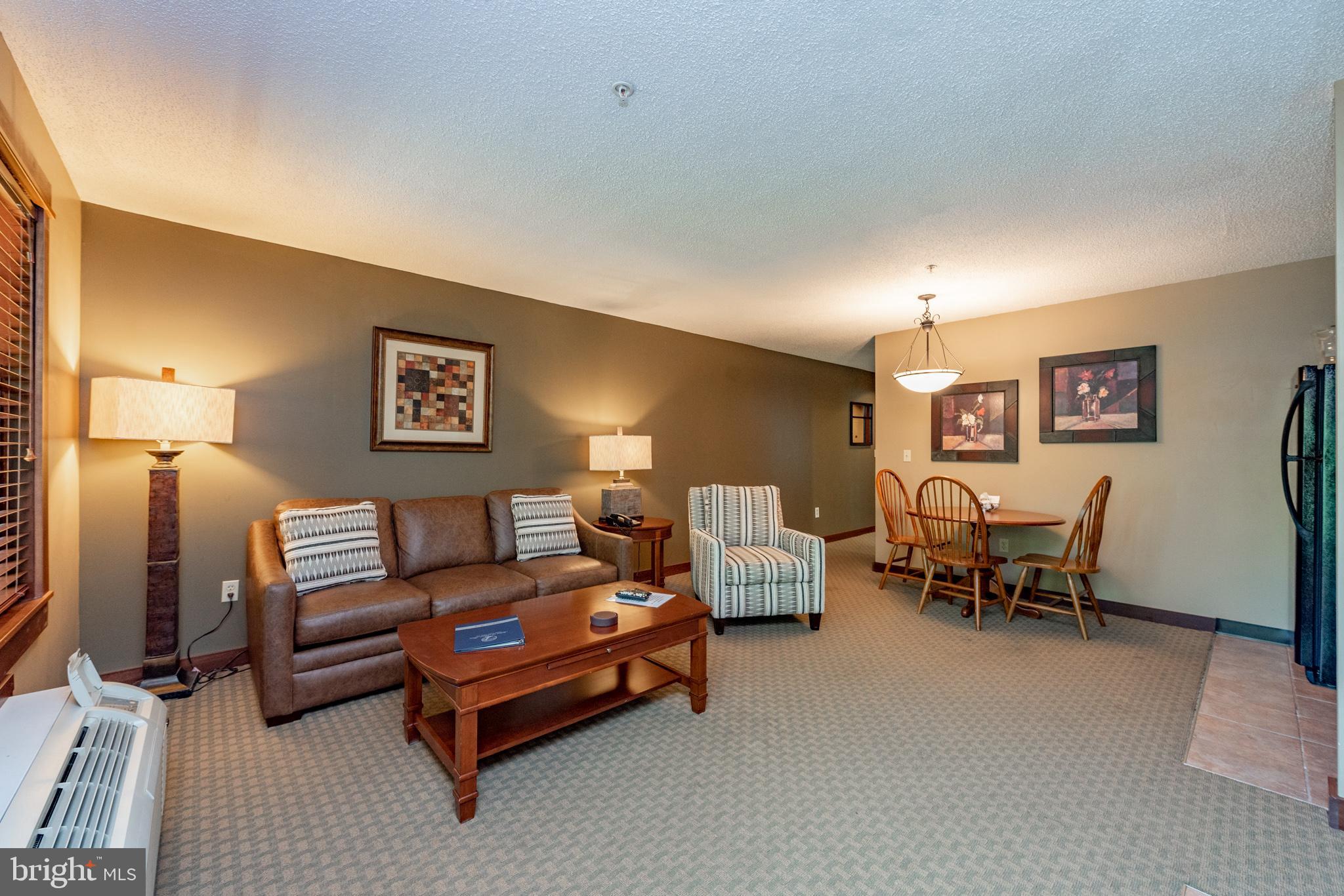 SILVER TREE SUITES - Residential