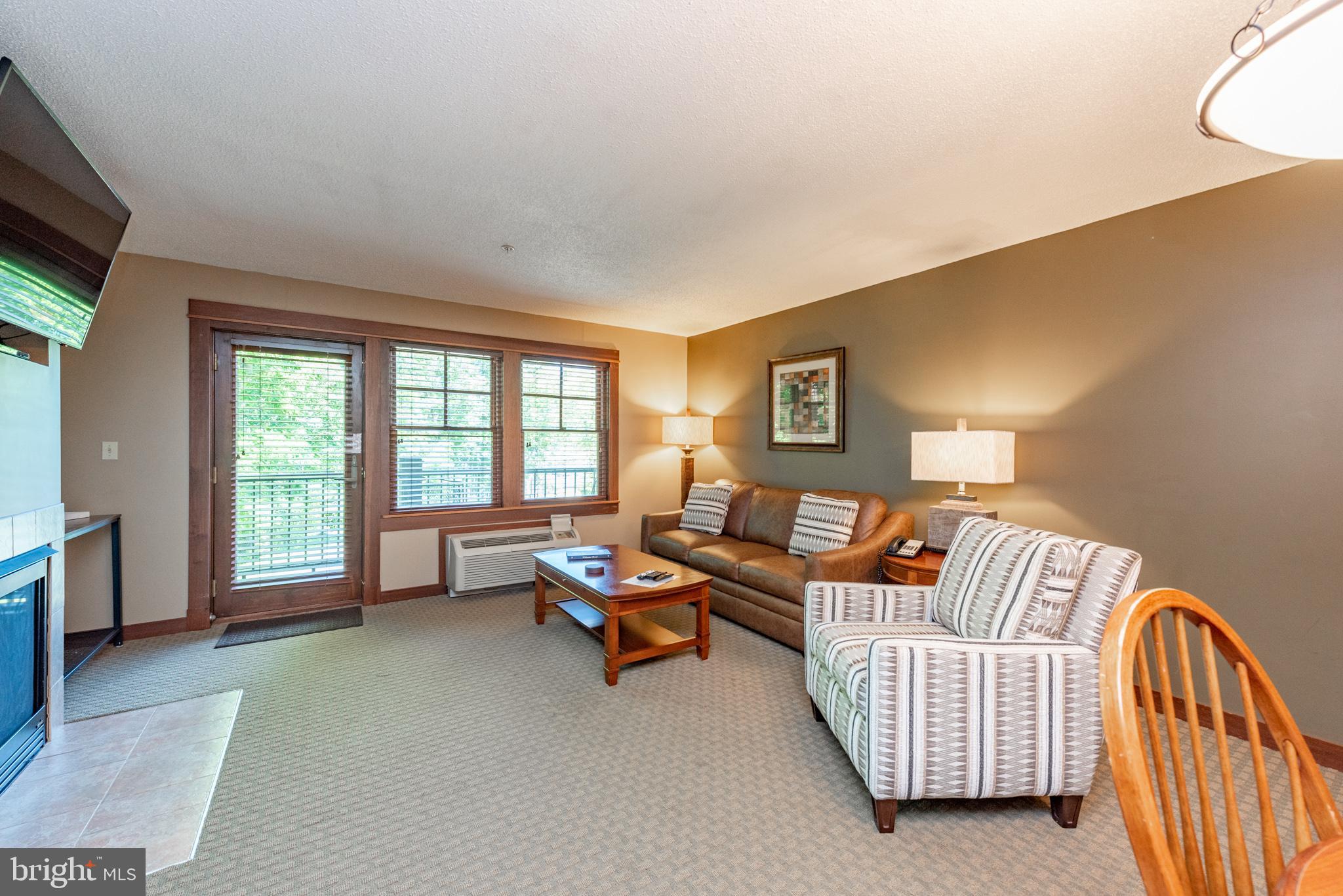 SILVER TREE SUITES - Residential