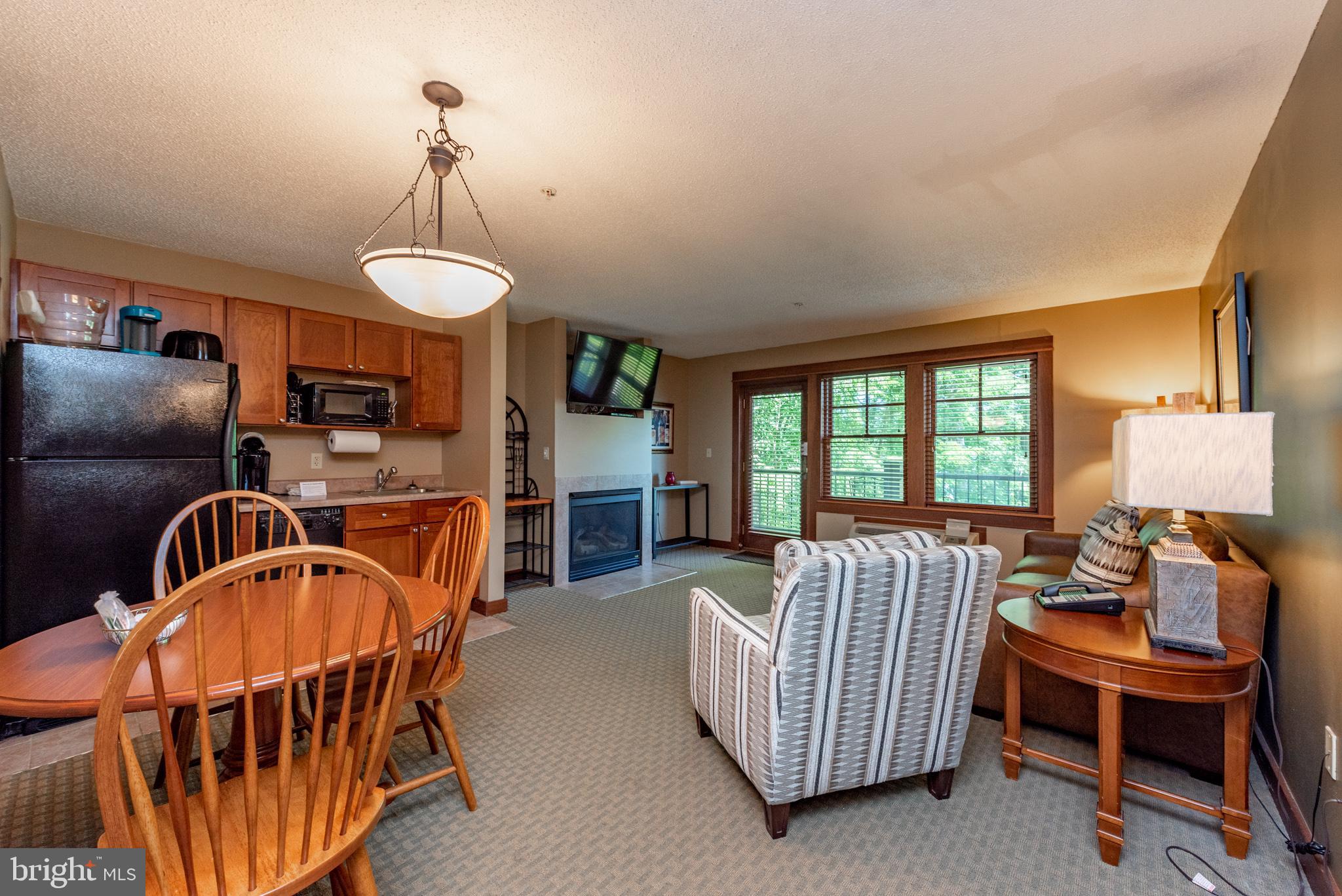 SILVER TREE SUITES - Residential