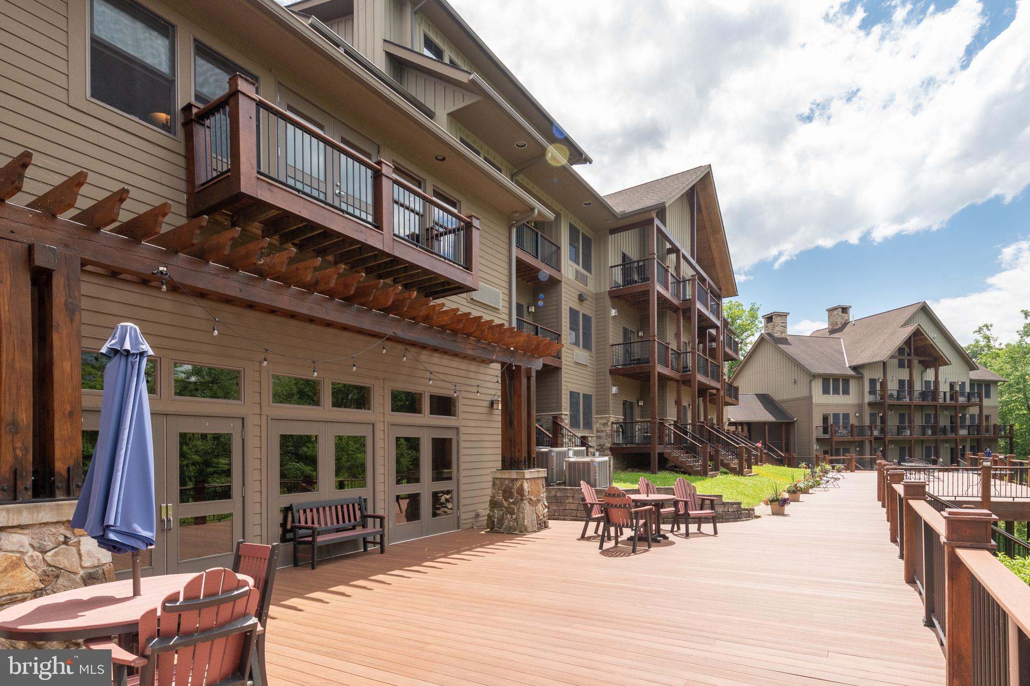 SILVER TREE SUITES - Residential