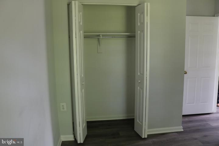 ROLLING FOREST - Residential Lease