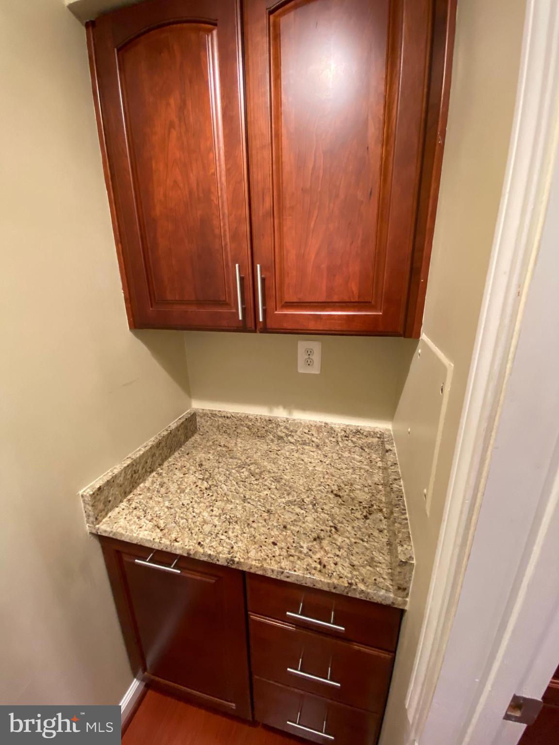 FOUNTAINS AT MCLEAN - Residential Lease