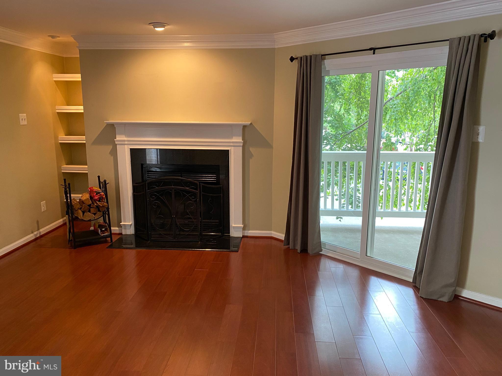 FOUNTAINS AT MCLEAN - Residential Lease