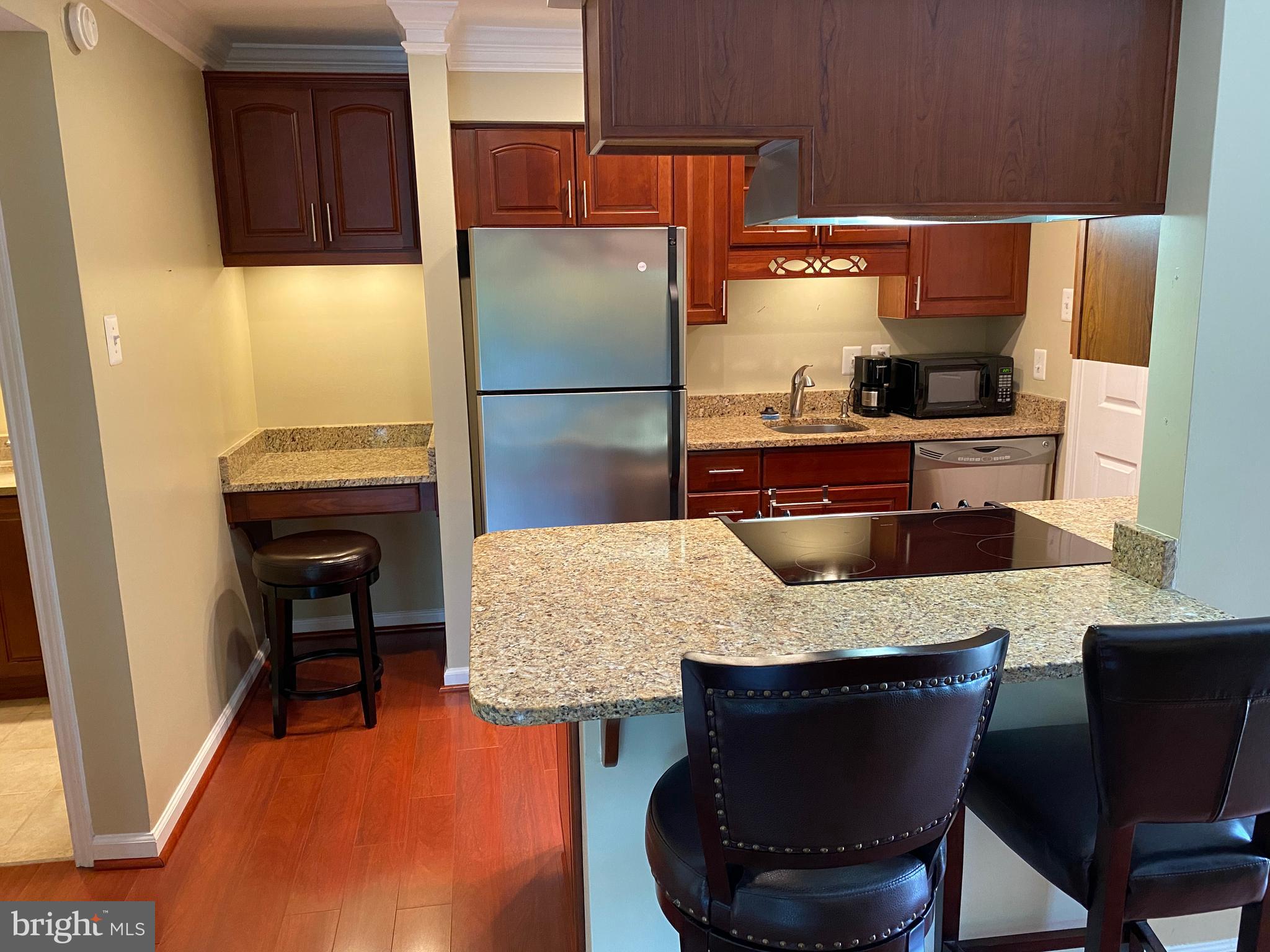 FOUNTAINS AT MCLEAN - Residential Lease