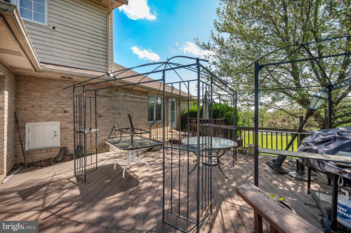 BRADFORD ESTATES - Residential