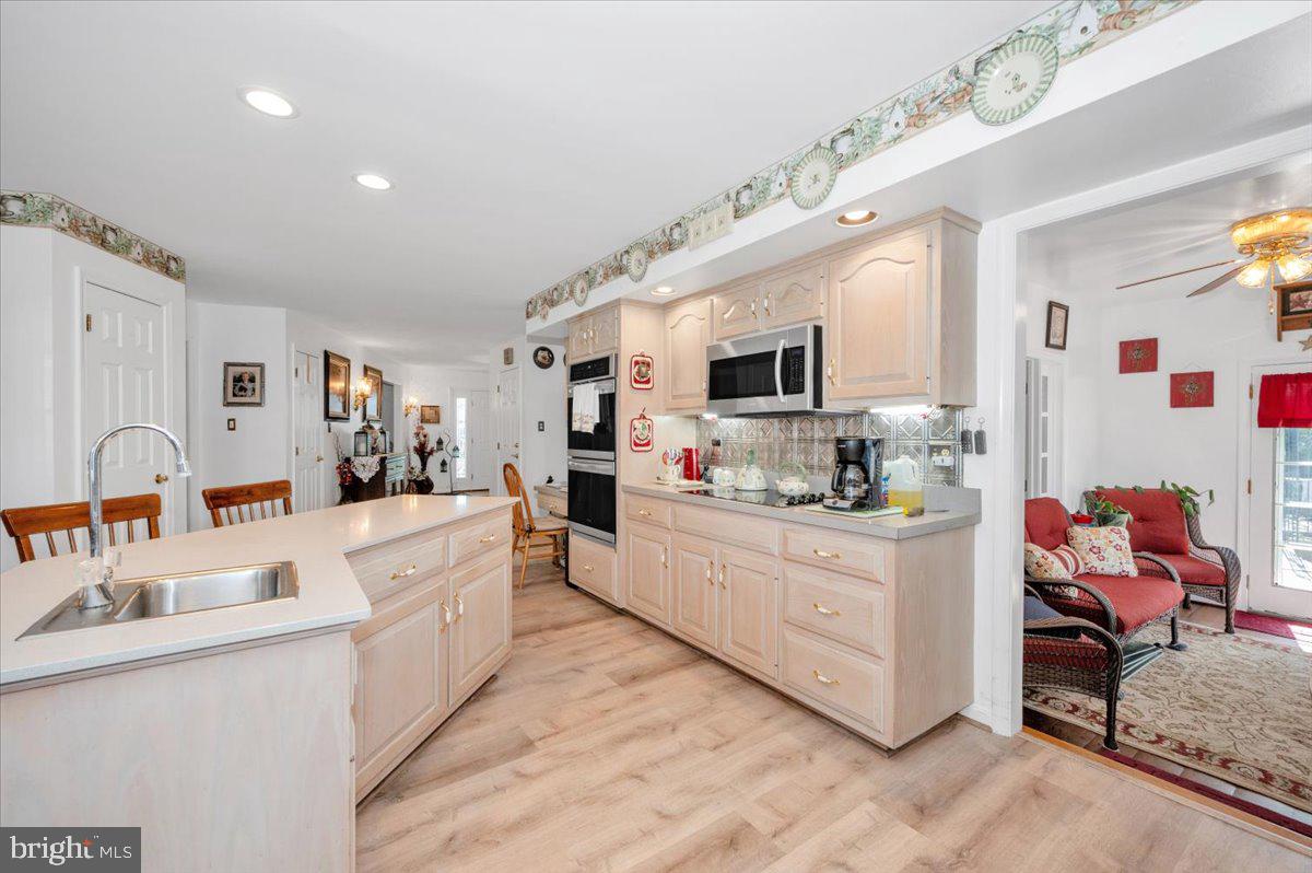 BRADFORD ESTATES - Residential