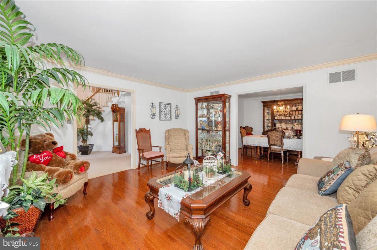 BRADFORD ESTATES - Residential