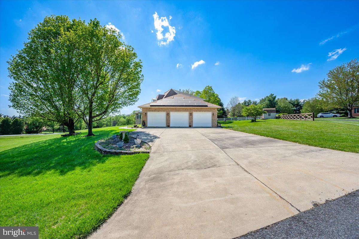 BRADFORD ESTATES - Residential