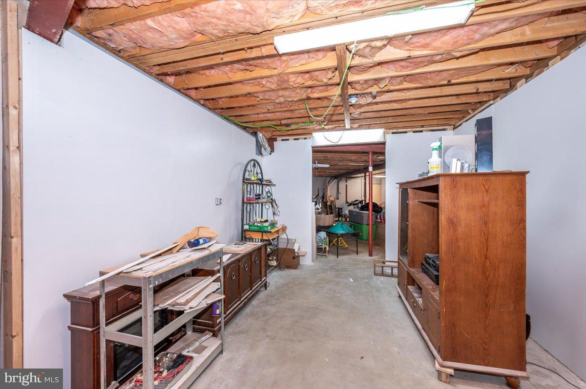 BRADFORD ESTATES - Residential