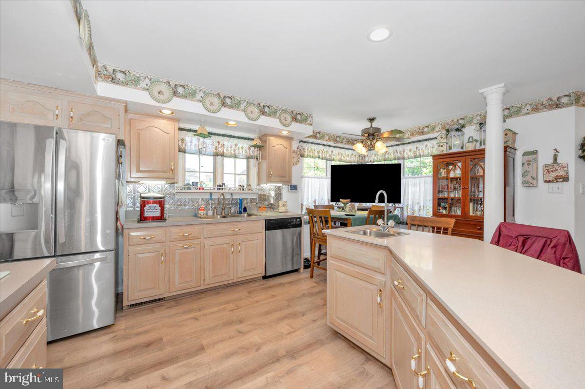 BRADFORD ESTATES - Residential