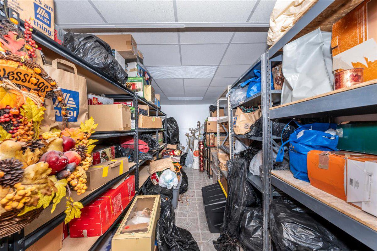 BRADFORD ESTATES - Residential