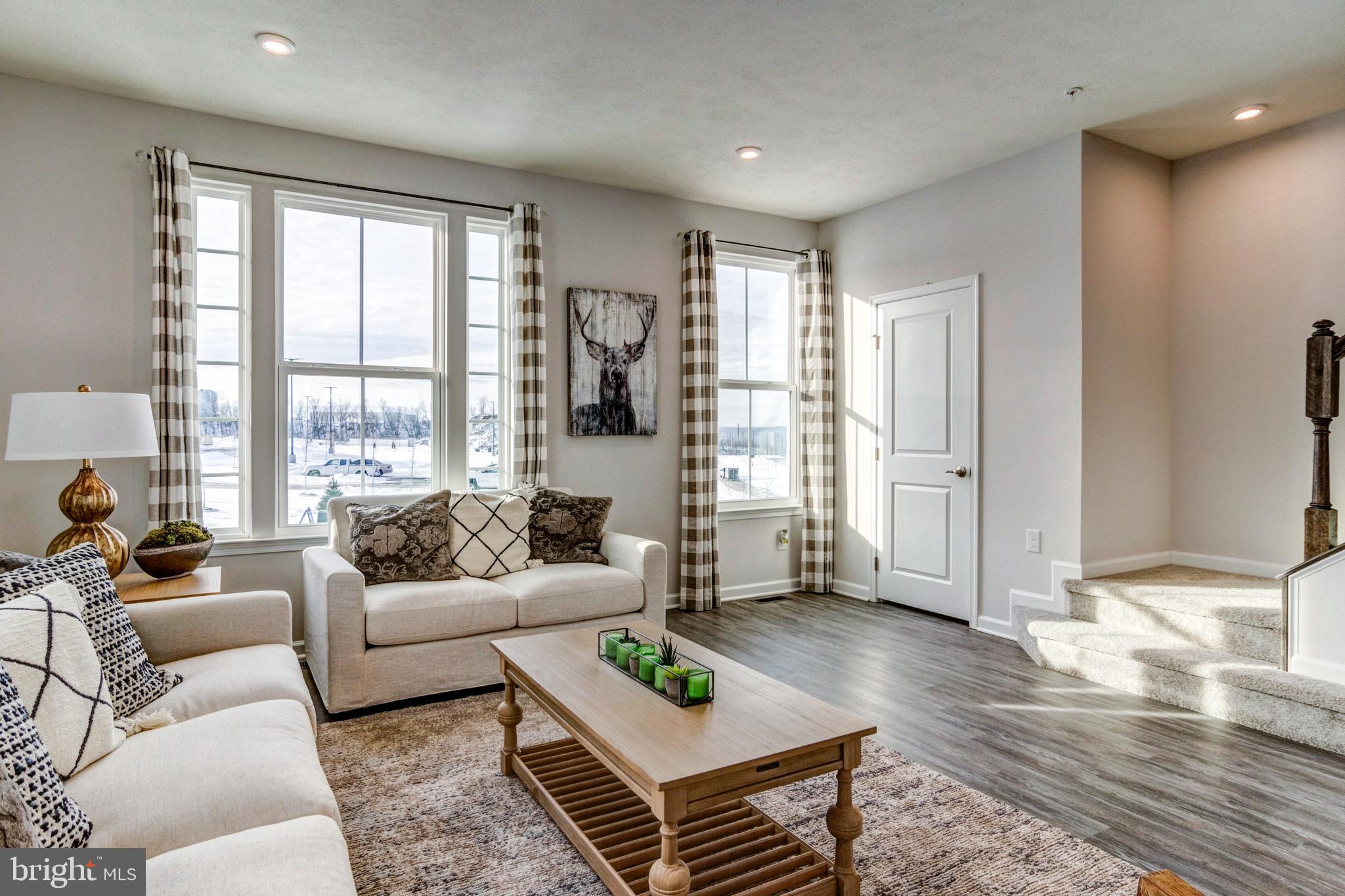 ANCHOR POINT - Residential