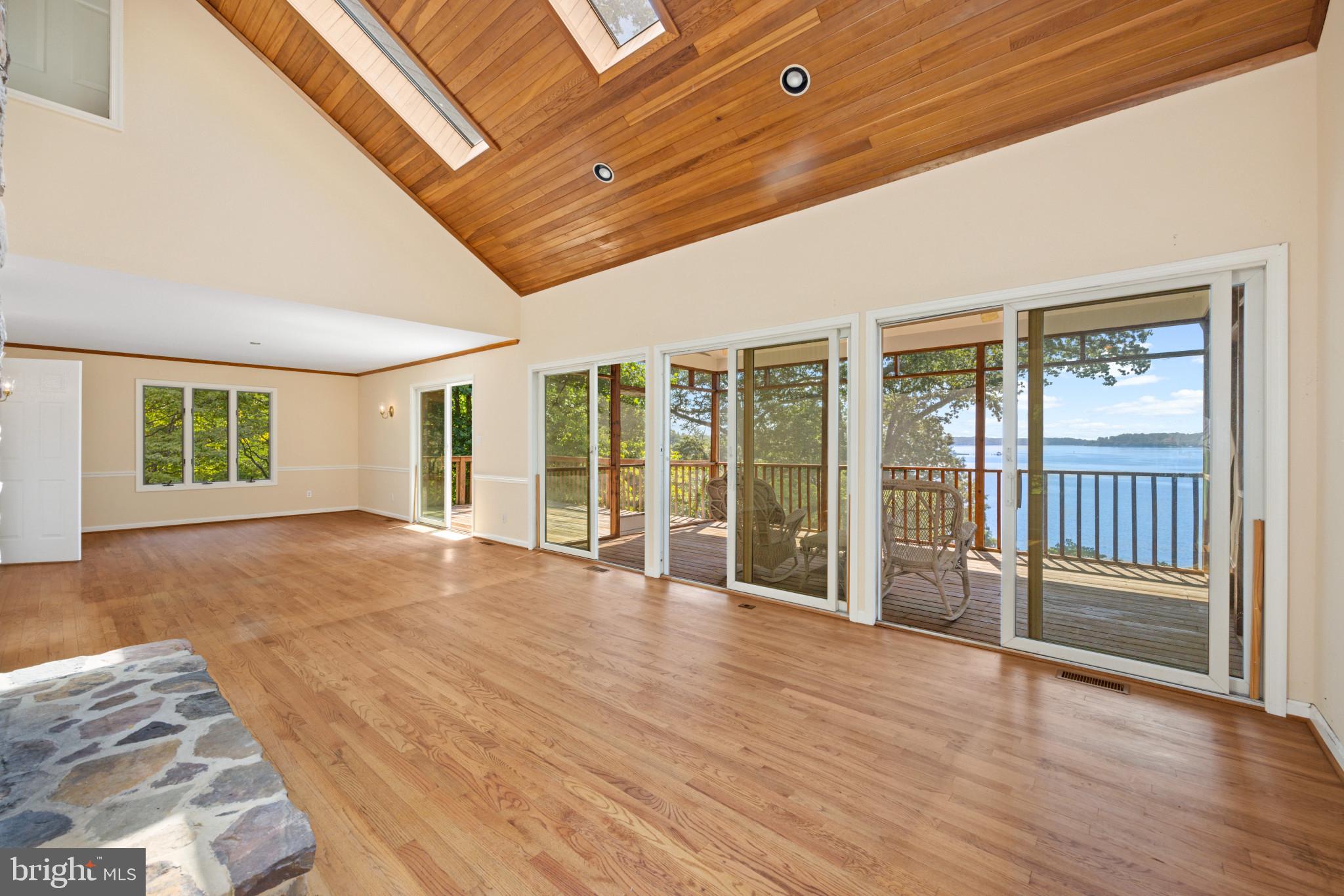 HERALD HARBOR - Residential