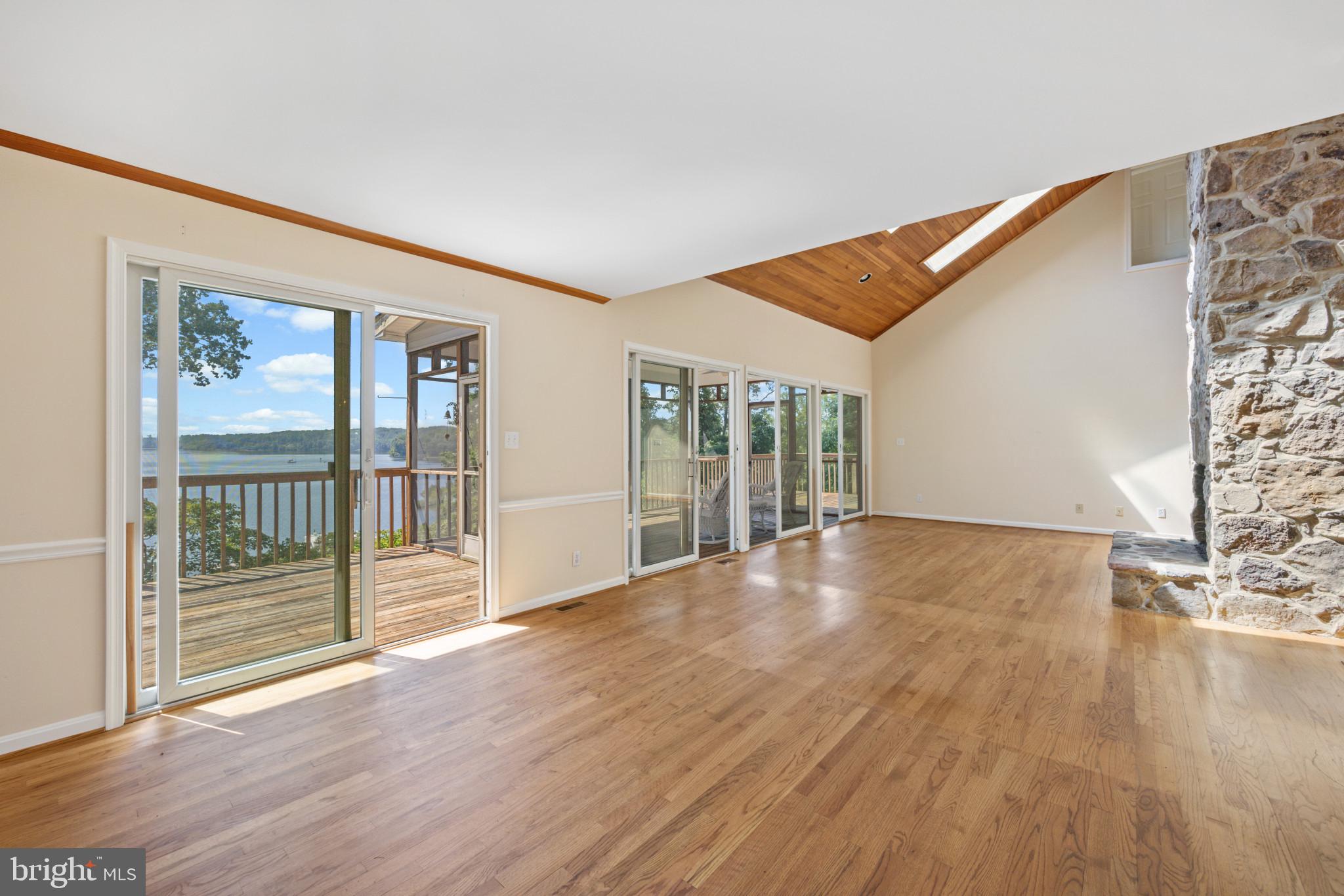 HERALD HARBOR - Residential