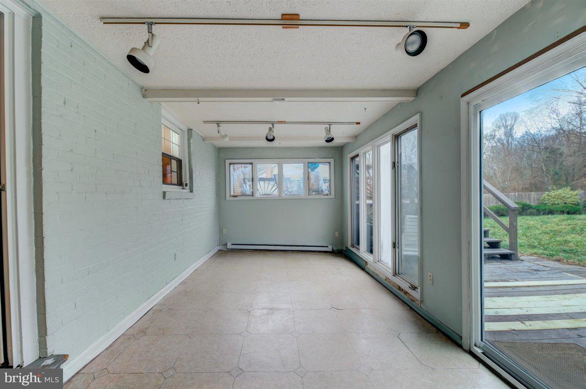 INDIAN QUEEN EAST - Residential