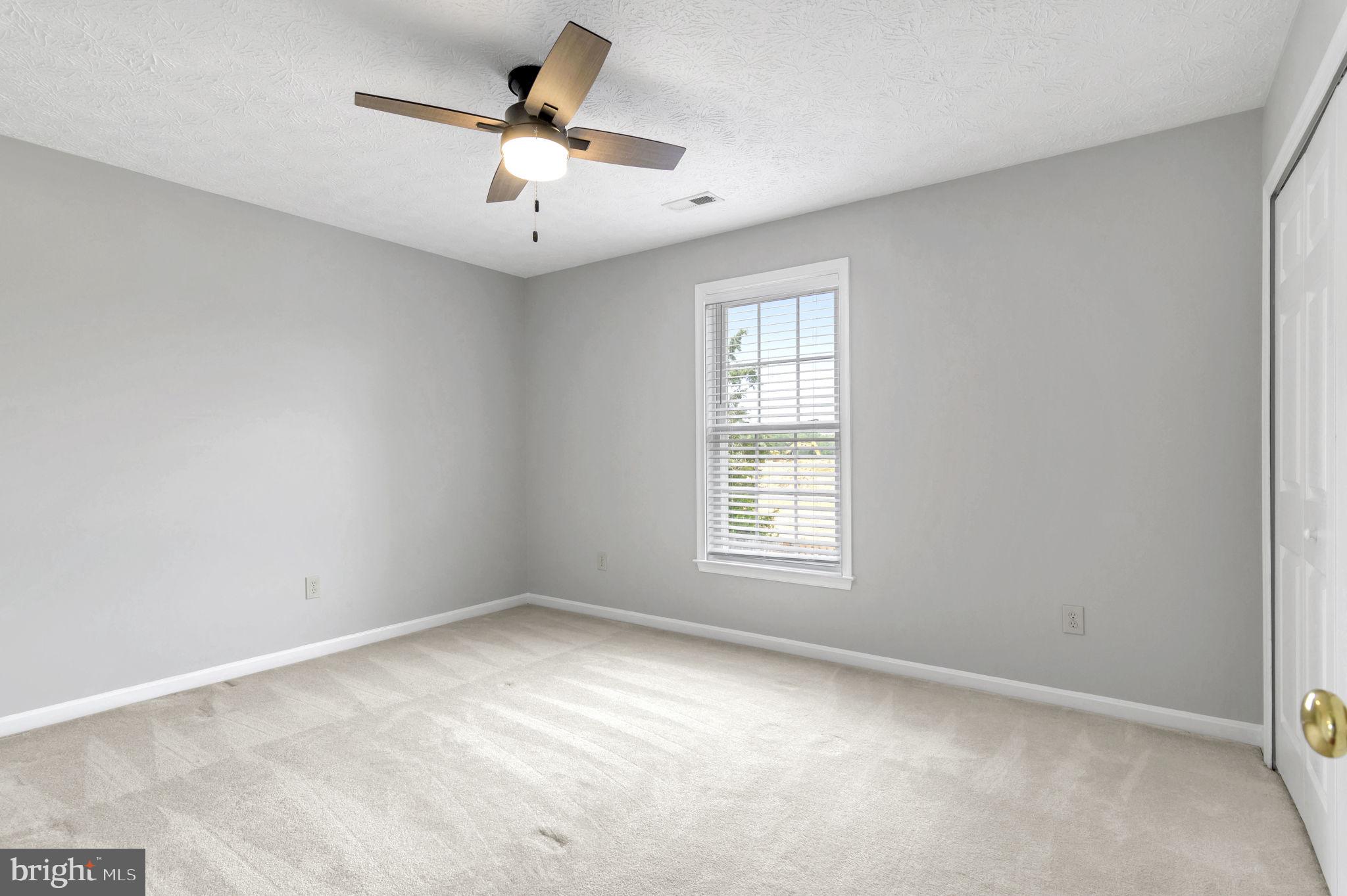 HUNTINGTON MEADOWS - Residential