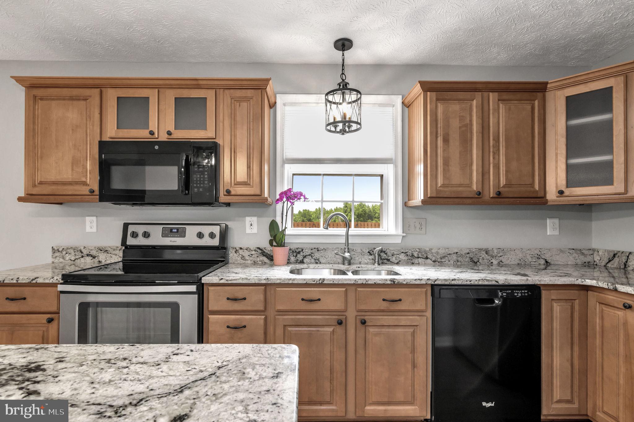 HUNTINGTON MEADOWS - Residential