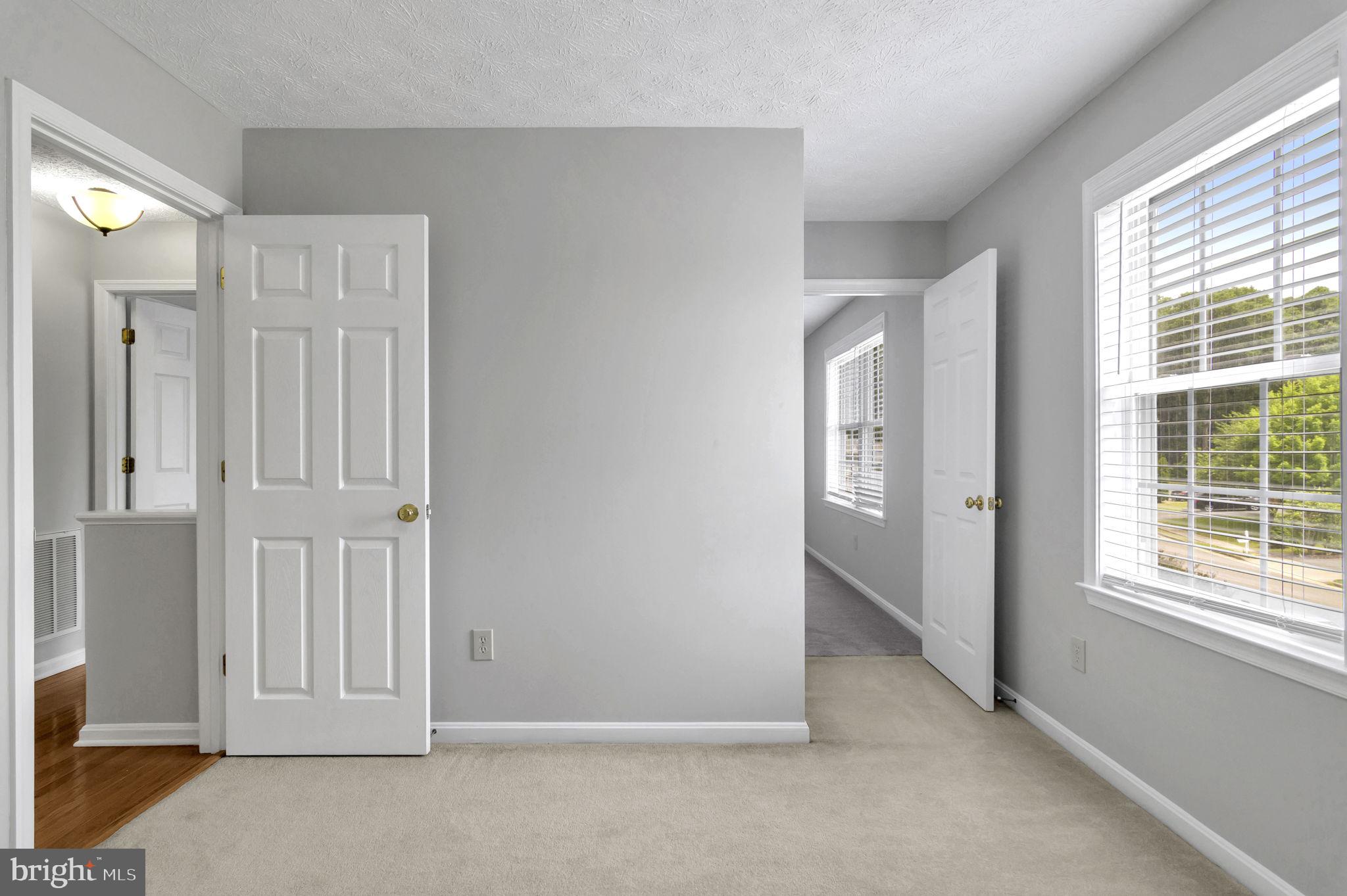 HUNTINGTON MEADOWS - Residential