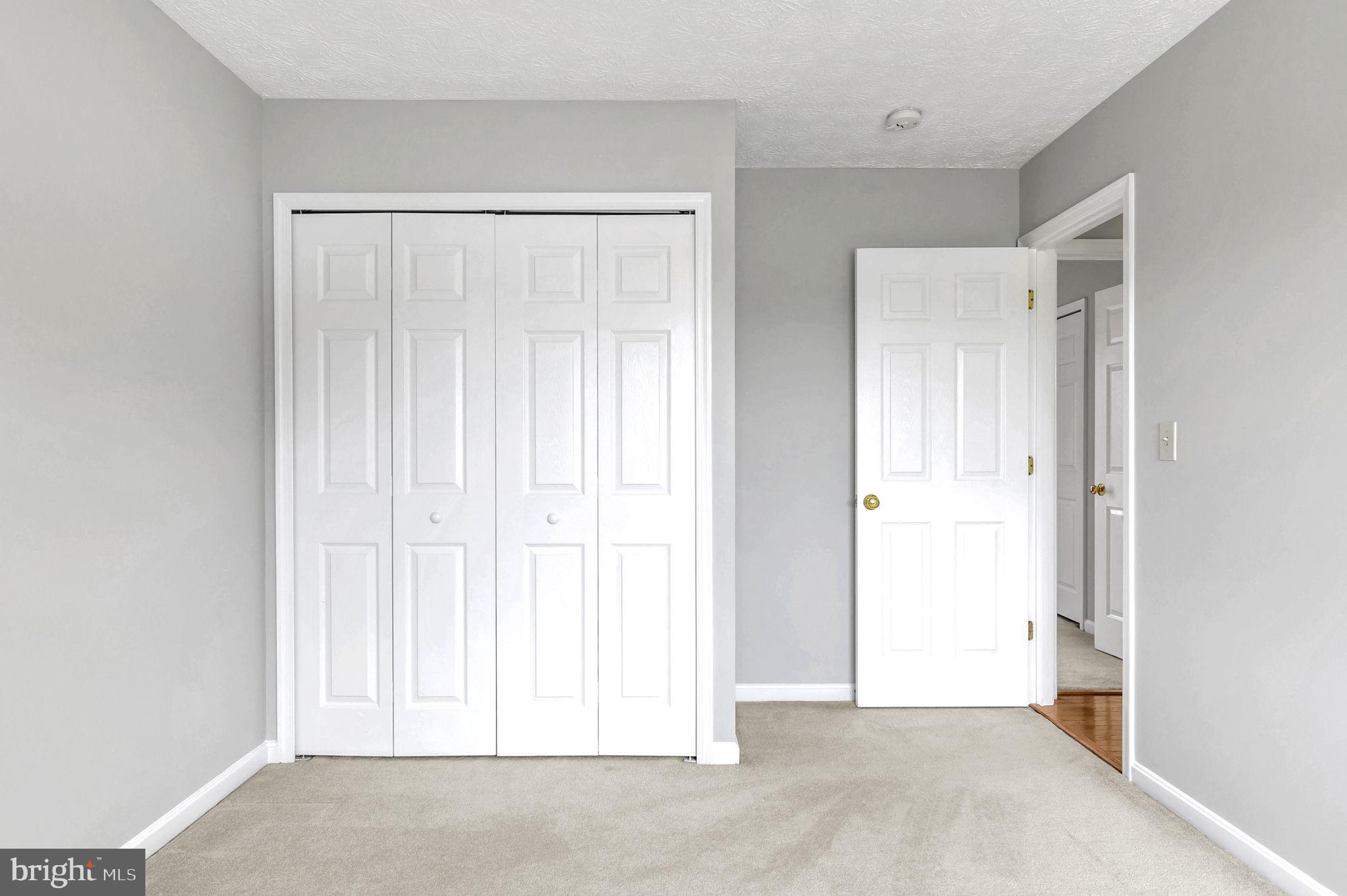 HUNTINGTON MEADOWS - Residential