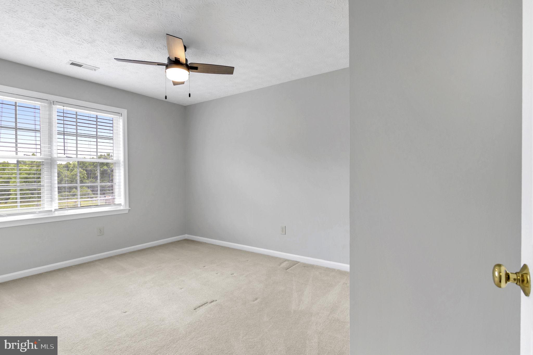 HUNTINGTON MEADOWS - Residential