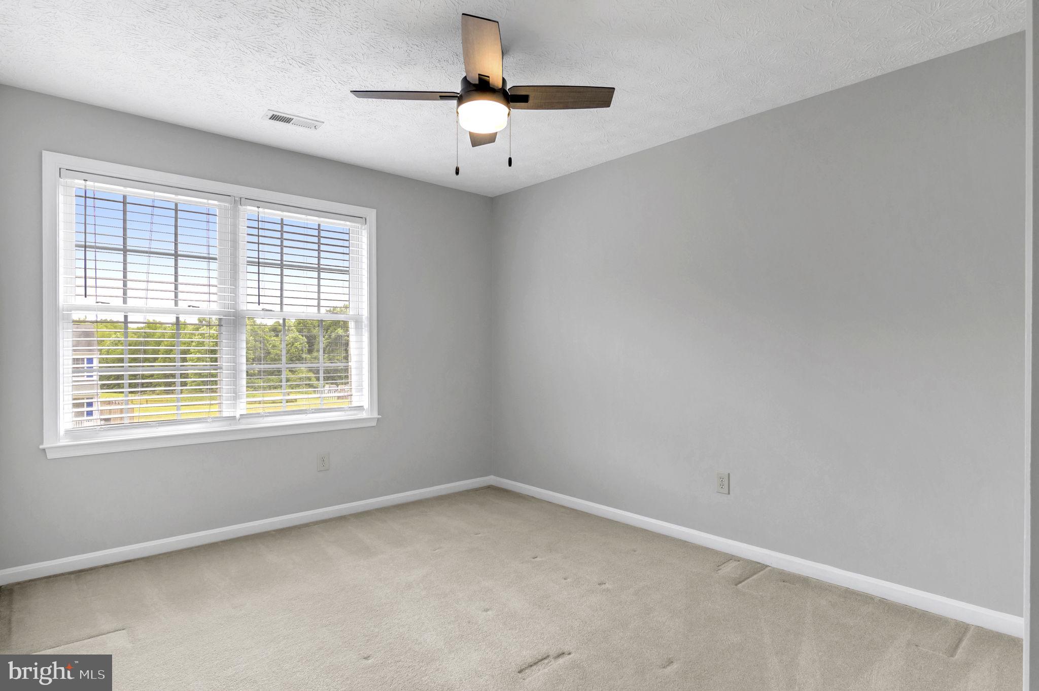 HUNTINGTON MEADOWS - Residential