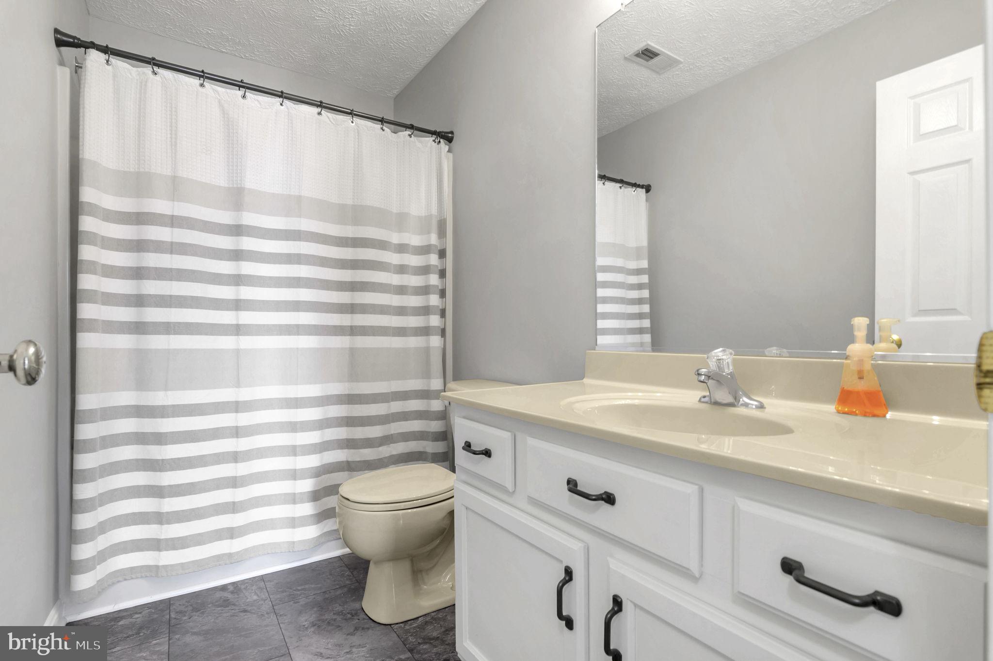 HUNTINGTON MEADOWS - Residential