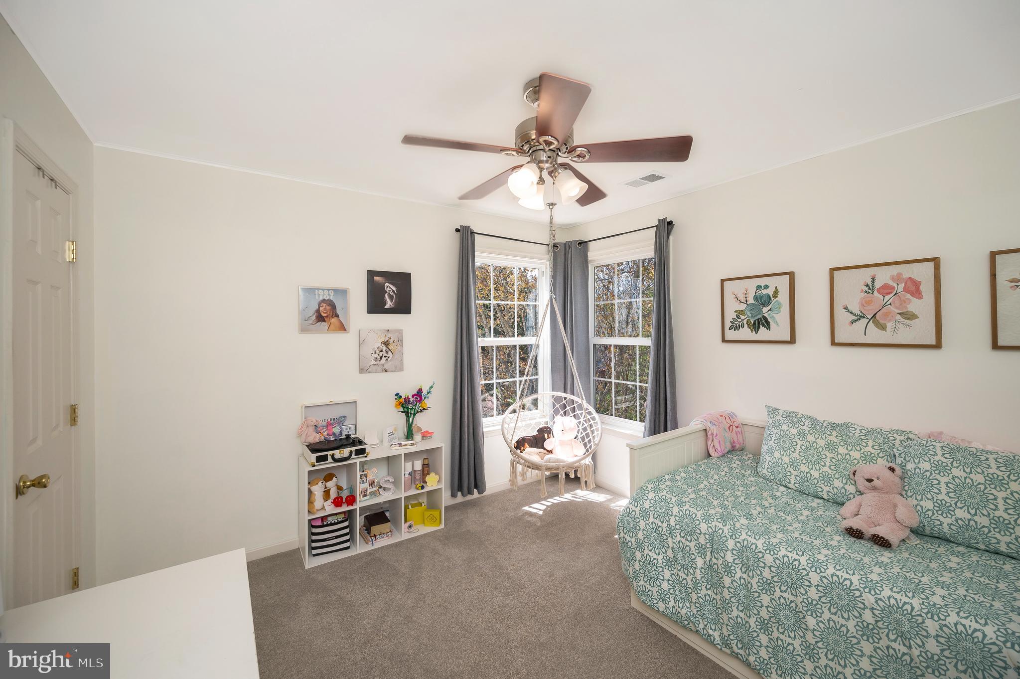 HAMPTON OAKS - Residential