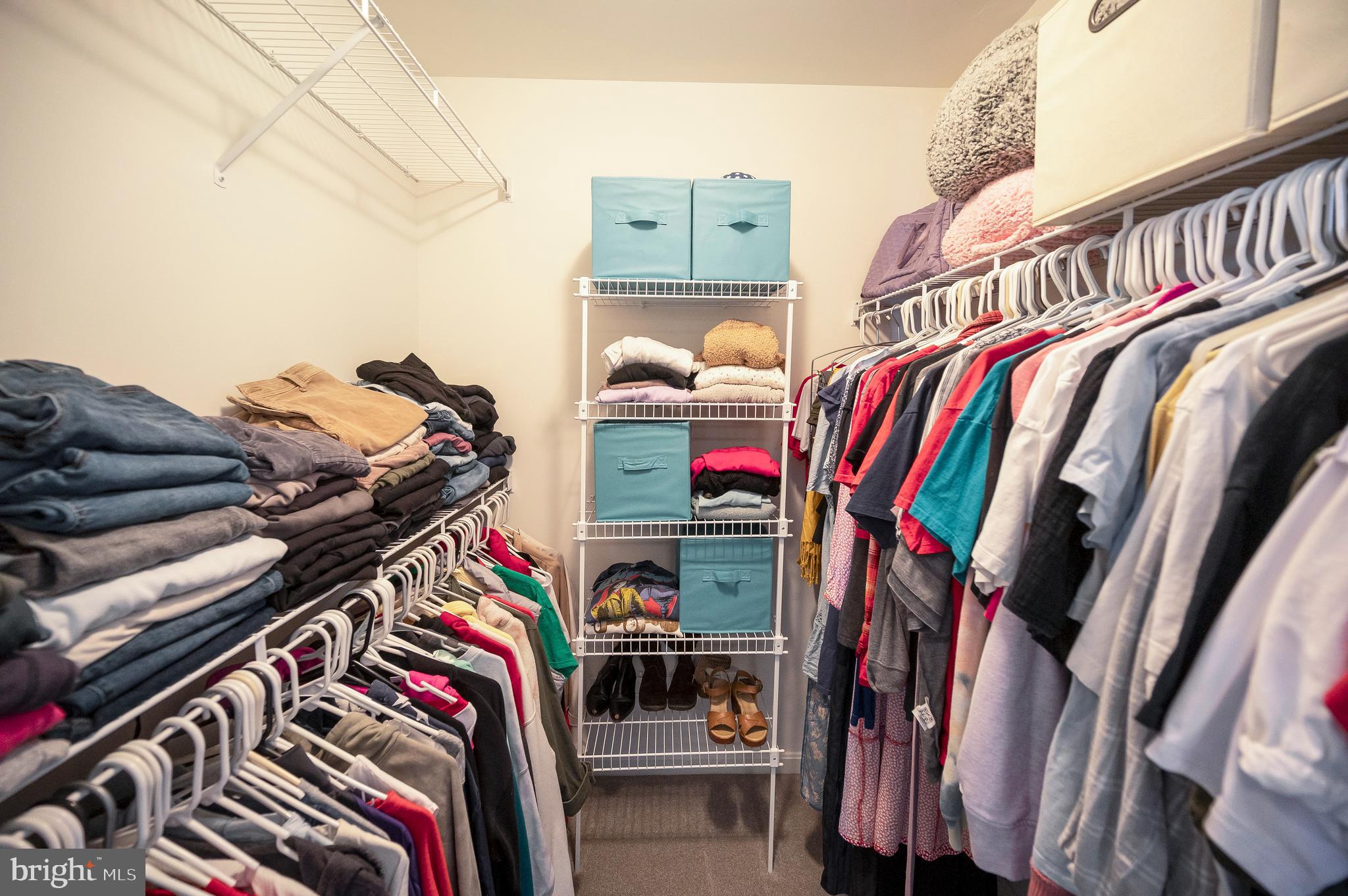 HAMPTON OAKS - Residential