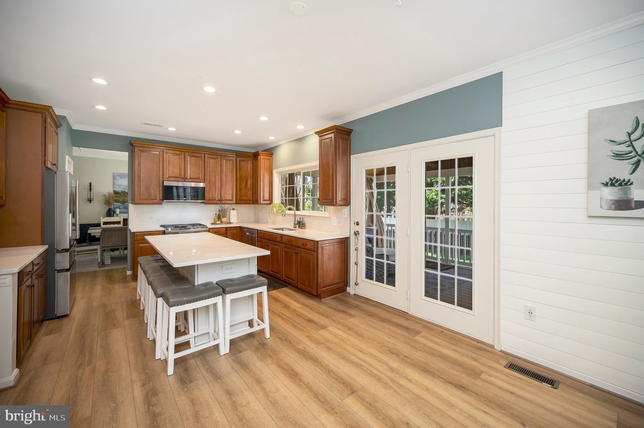 HAMPTON OAKS - Residential