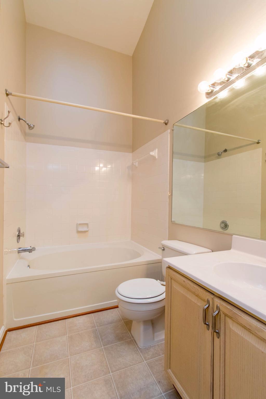 KINGSTOWNE - Residential